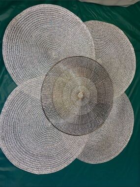 Crate&Barrel Silver Woven Round Placemats with Decorative Charger